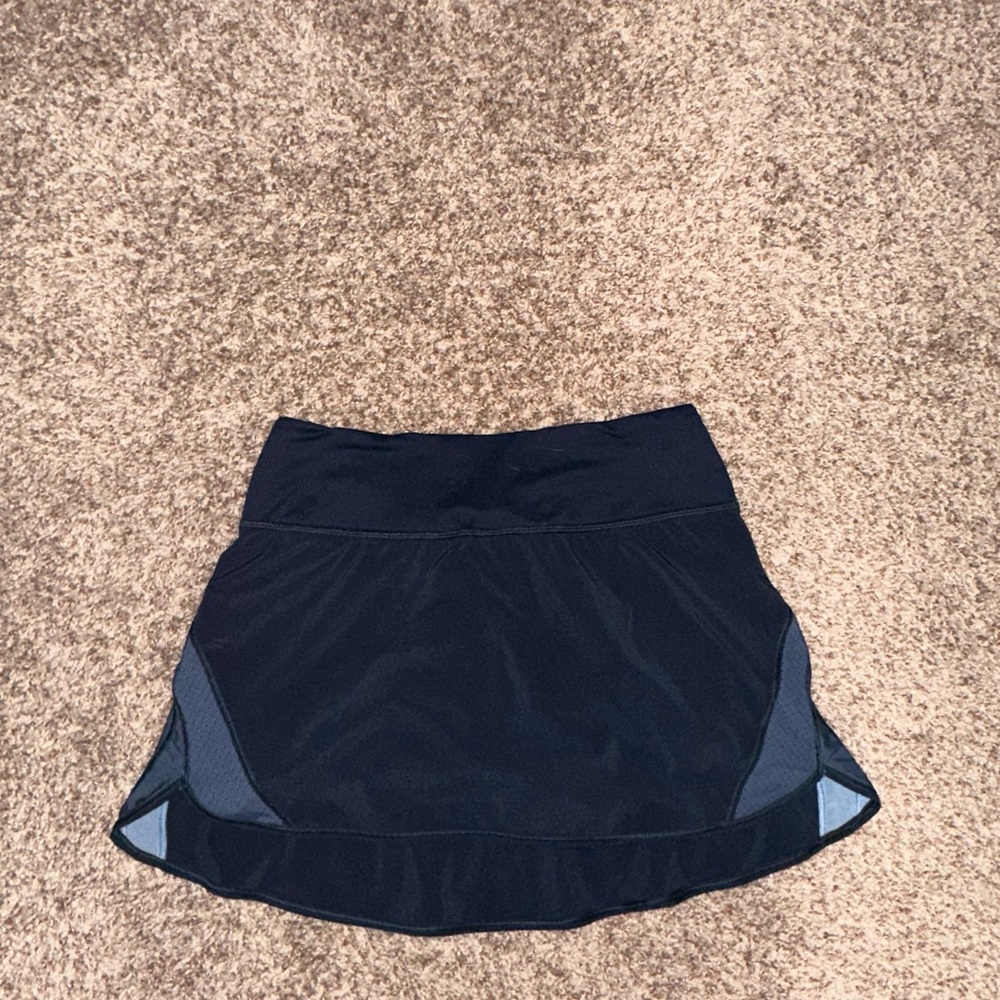 Lululemon tennis skirt | navy size 2